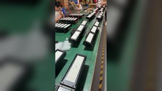 MeanWell ELG 250W LED স্টেডিয়াম লাইটস 130lm/w দক্ষতা এবং IP65 ওয়াটারপ্রুফ রেটিং সহ আউটডোরের জন্য