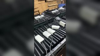 স্টেডিয়াম এবং কোর্টের জন্য কেন IP66 জলরোধী LED ফ্লাড লাইট 200W থেকে 500W বেছে নিন দেখুন