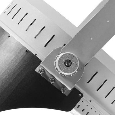 হাই পারফরম্যান্স 500W-600W LED স্টেডিয়াম লাইট অ্যাডজাস্টেবল ব্র্যাকেট এবং অ্যালুমিনিয়াম খাদ শরীরের সাথে