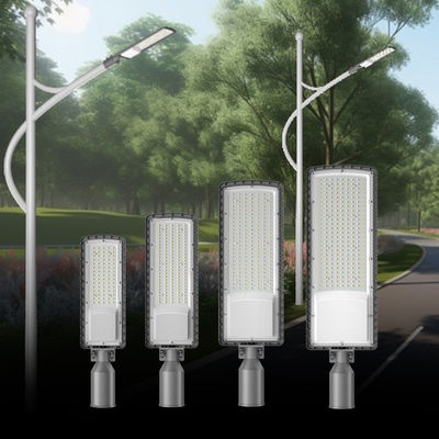 উচ্চ উজ্জ্বলতা AC85-265V 3000K থেকে 6500K LED রোড লাইট হাইওয়েস সিটি স্ট্রিট পার্কিং লট