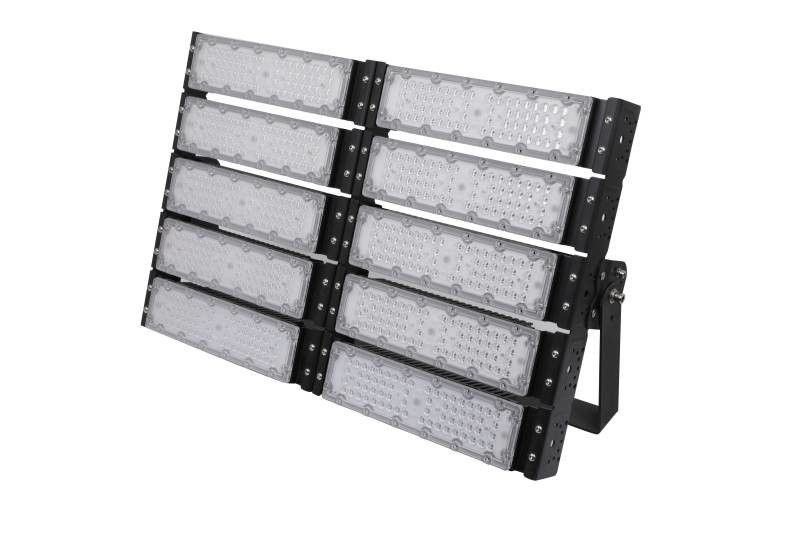 বহিরঙ্গন ব্যবহারের জন্য 10000lm উজ্জ্বলতা সহ 500W IP66 জলরোধী LED ফ্লাড লাইট